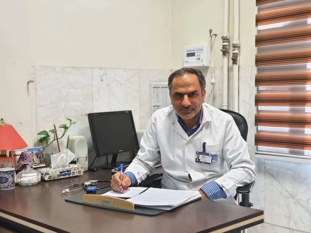 دکتر سیدحمیدرضا ابطحی در مطب